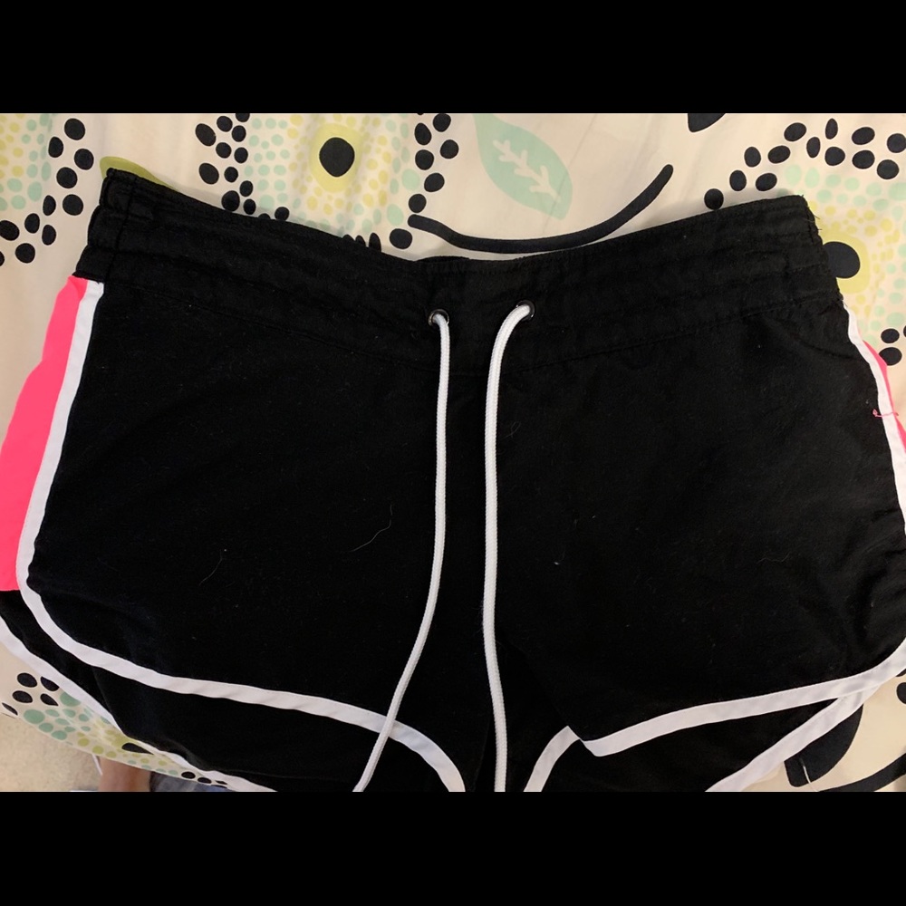 Athletic shorts